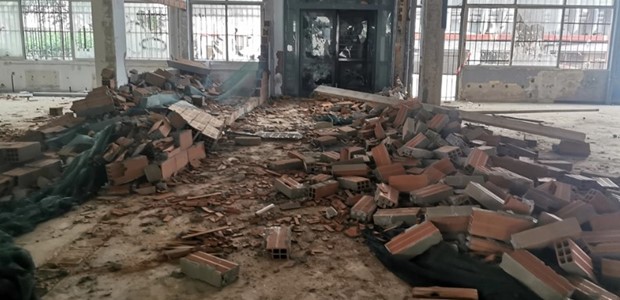 ΑΠΘ: Γκρέμισαν τους τοίχους στο «Στέκι στο Βιολογικό»
